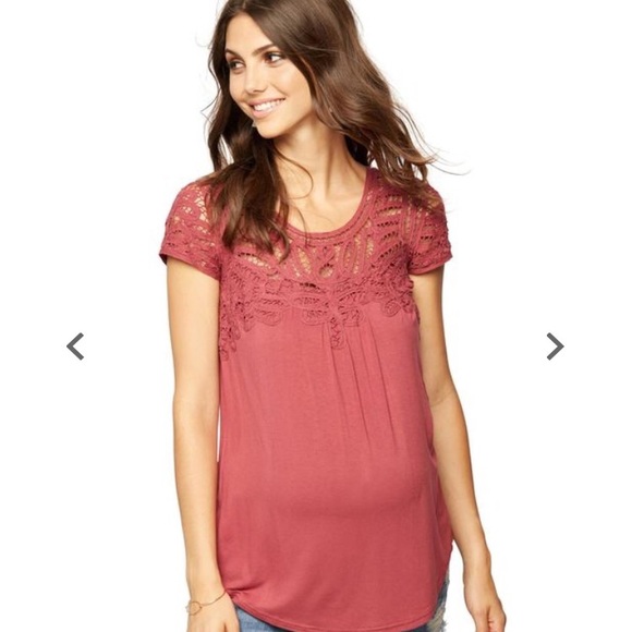 Maternity Lace and Button  Detail Top Daniel Rainn - Picture 2 of 4